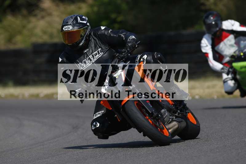 /Archiv-2023/28 05.06.2023 Moto Club Anneau du Rhin/vert-medium/26